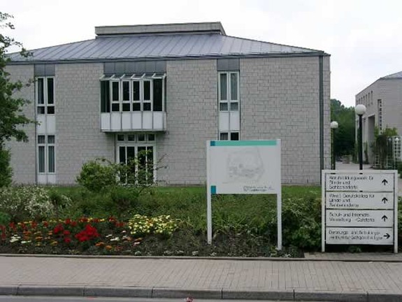 Das Schulgebäude