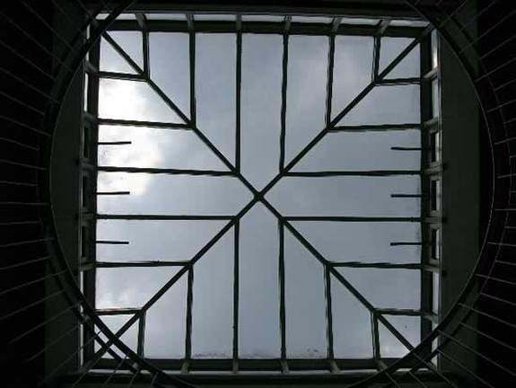Blick in den Himmel (Oberlicht)